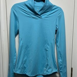 Women's Blue Long Sleeve Top